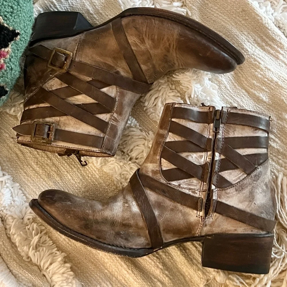 Freebird by Steven Taupe Brown Tan Strappy Leather Sammi Booties 9 - Picture 9 of 16